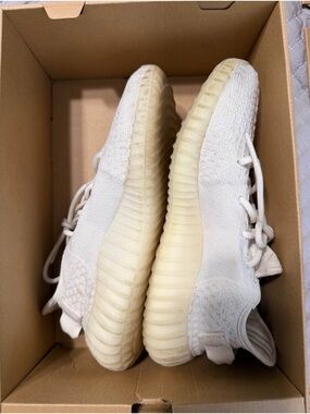 adidas YZY 350 V2 Box - Brown Cardboard with Black Print